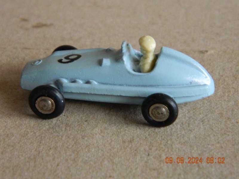 SCHUCO PICCOLO  -  703  -  MERCEDES 2,5 LITRE RACING CAR