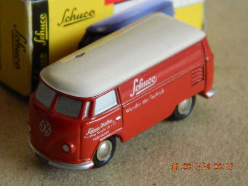 SCHUCO PICCOLO  -  -  VOLKSWAGEN BUS  -  WUNDER DER TECHNIK