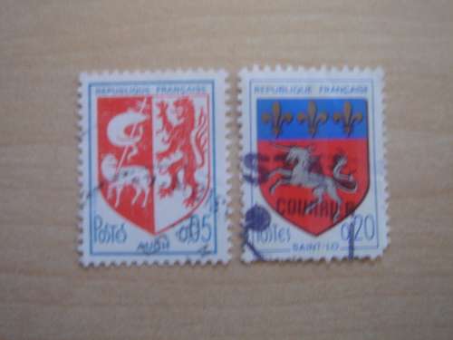 1960 France - L`Ecu de Troyes 0.10 et Paris 0.30 used, stamped