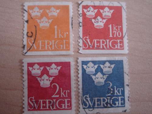 1939 Sweden - Coat of Arms 1, 1.70 ,2, 3 kr used, stamped