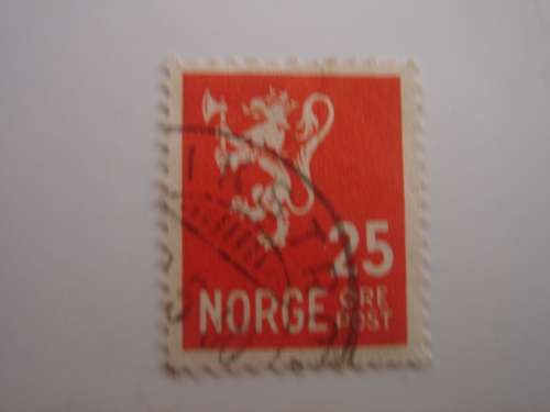 1926 Norway - Lion Coat of Arms 25 Oere red, used, stamped