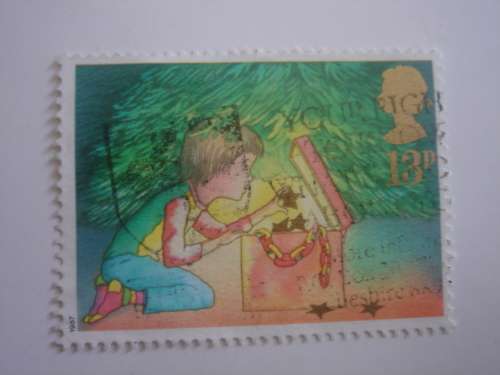 1987 England - Christmas 13 p with Backprint Stars used, stamped