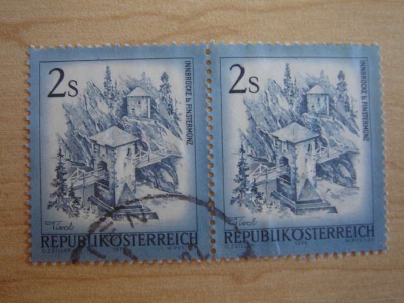 1974 Austria - Inn Bridge by Finstermuenz 2 S horizontal pair used, stamped
