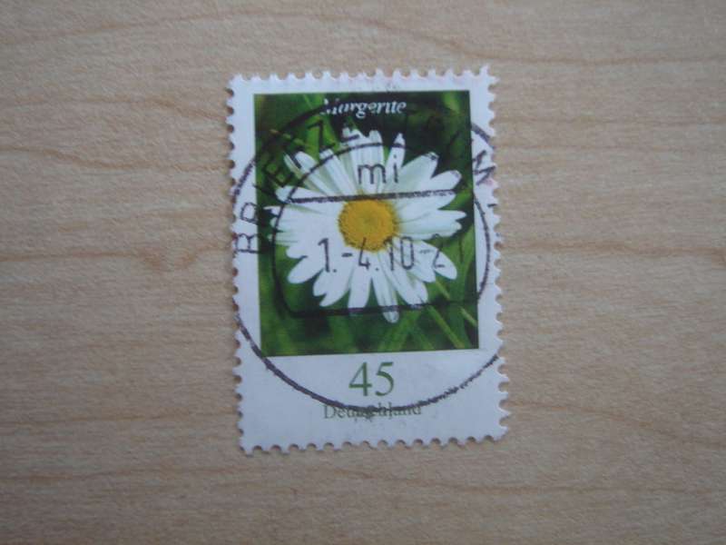 2005 Deutschland MiNr 2451 R used, stamped with number `215` on the back