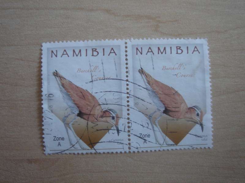 2015 Namibia - Burchell's Courser horizontal pair used, stamped