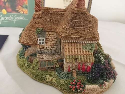 LILLIPUT LANE  "Getrude's Garden"