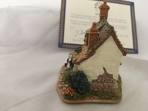 LILLIPUT LANE   "KILN COTTAGE"