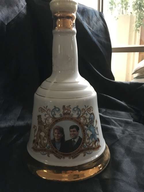 Bell's Whisky - commemorative ceramic decanter- PRINCE ANDREW & SARAH FERGUSON
