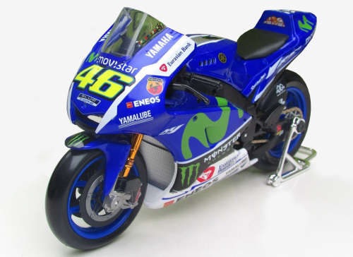 Maisto 1/18 2016 Yamaha # 46 Rossi for Chante'