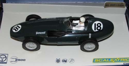 Scalextric Legends - Vanwall - José Froilán Gonzá