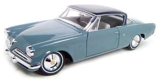 Maisto 1/18 1953 Studebaker Starliner