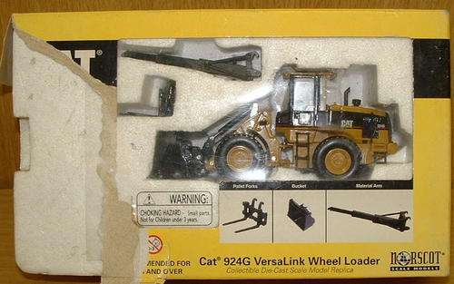 1/50 Caterpillar 924G Versa Link Wheel Loader
