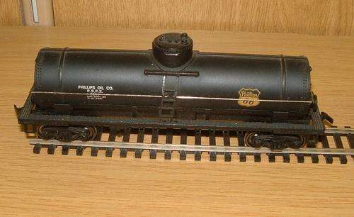 Bachmann HO 40' Single Dome Tank Car