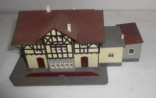 KleiWe N Scale Building