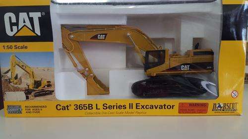 CAT* 365B L SERIES II EXCAVTOR 1:50 SCALE