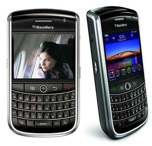 Brand Unlocked Blackberry 9630 3G Wi-Fi GPS phone +Free gift 8GB Memory Card+screen protector