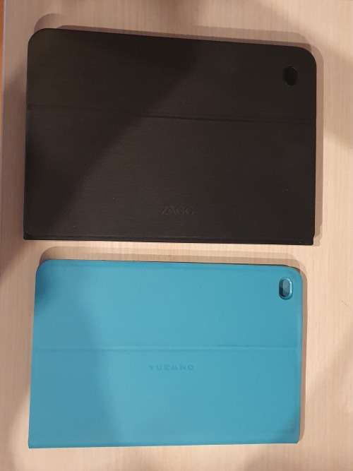 IPad 4 Mini 128GB Silver WIFI Cellular with covers