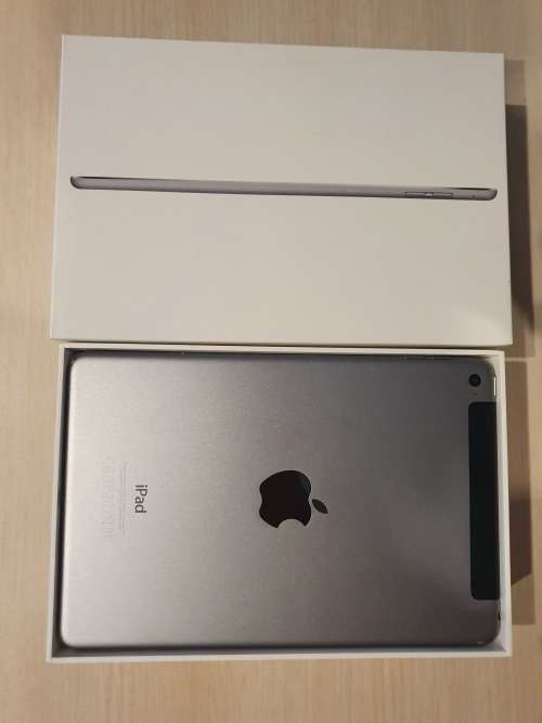 IPad 4 Mini 128GB Silver WIFI Cellular with covers