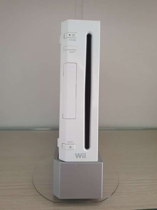 Wii Console White with balance board and games