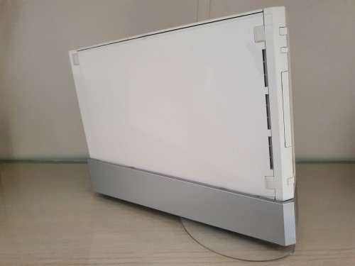 Wii Console White with balance board and games