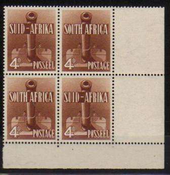 UNION SA 1941 4d WAR EFFORT (LARGE FORMAT) MINT CORNER BLOCK OF 4 - REDDISH BROWN!