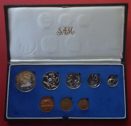 RSA 1978 SHORT PROOF SET IN CASE