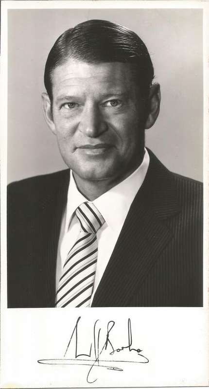 THEMATIC POLITICS - PHOTOGRAPH OF LOUIS BOTHA ADMINISTRATOR FREE STATE SIGNED BY HIM