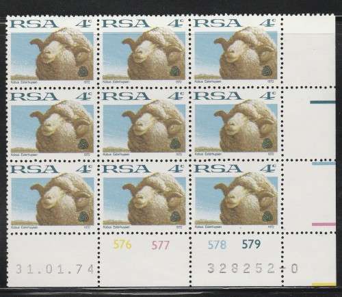 RSA 1974 1ST DEF 4c MNH EXTENDED CONTROL BLOCK OF 9 PANE `0` DATED 31/1/74 SACC 329a