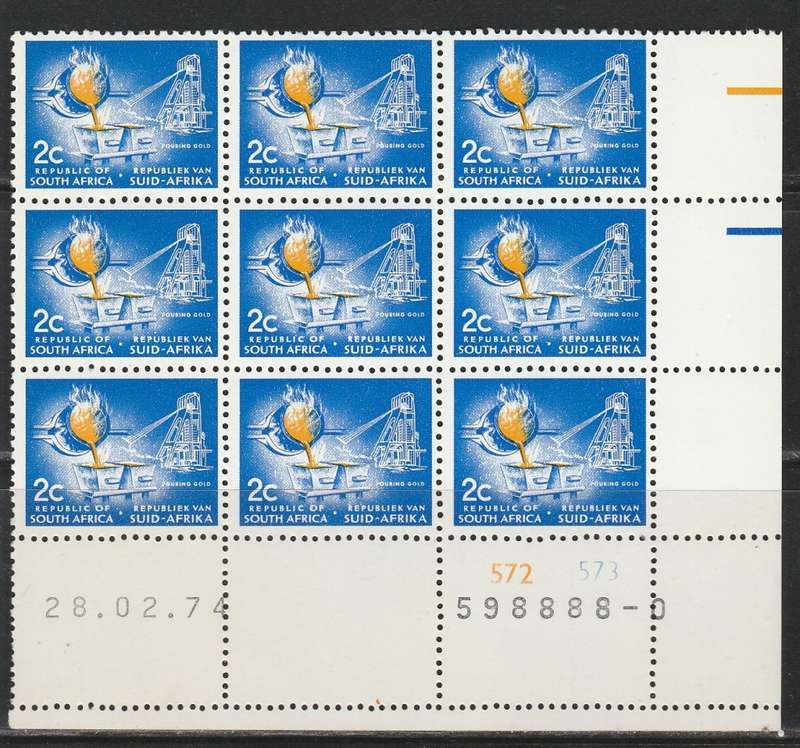 RSA 1974 1ST DEF 2c MNH EXTENDED CONTROL BLOCK `0` OF 9 DATED 28/2/74 SACC 327b