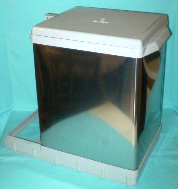 PULL-OUT DUSTBIN - Imported