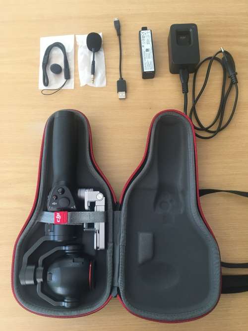 LIKE NEW!!!! DJI Osmo plus+ Handheld Gimbal with 4K Camera