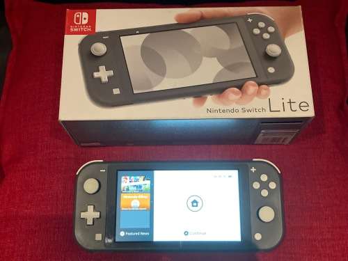 Grey Nintendo Switch Lite (EUR) with 64 GB micro SD card