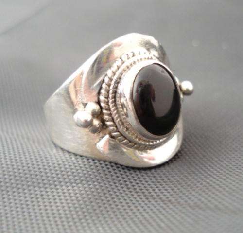 SASSY ONYX RING SET IN SOLID STERLING SILVER .925