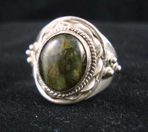 NATRUAL LABRADORITE RING SET IN SOLID STERLING SILVER .925 s6.5