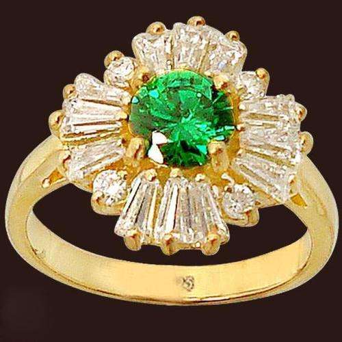 Green emerald  14 K gold 925 sterling silver cocktail ring size 8