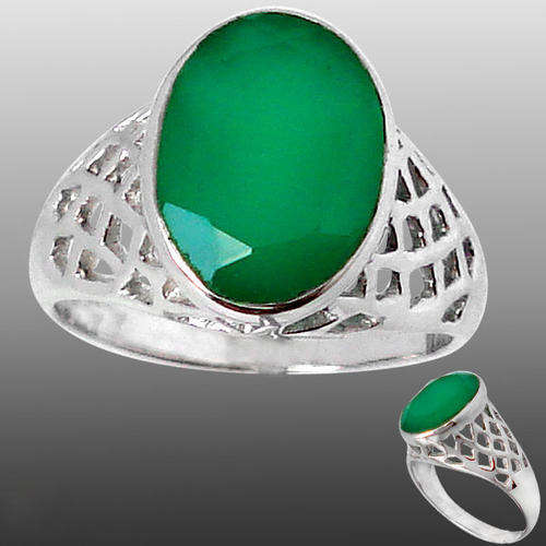Green chalcedony oval 925 sterling silver ring size 7.5