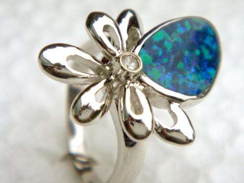 Gorgeous BLUE FIRE OPAL 925 STERLING SILVER RING