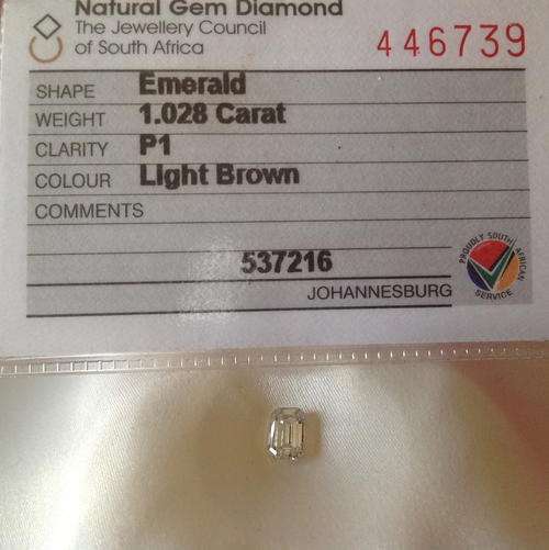 1.028 EMERALD CUT DIAMOND