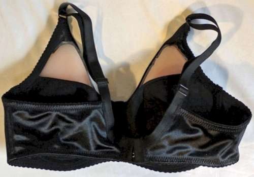 Pocket bras for crossdressers and women who had mastectomy.