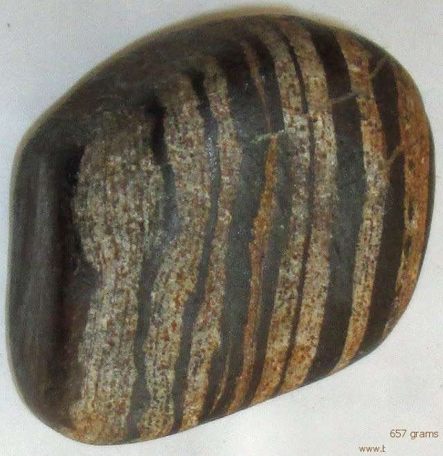 Gemstones - zebra jasper - rough - 657 grams