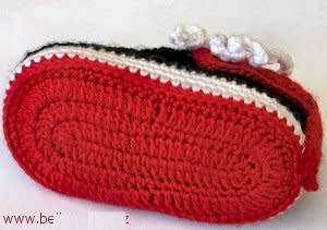 Baby socks - crochet