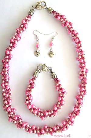Necklaces - plastic - beads - crocheted - set - pink