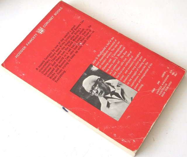 John D. MacDonald - The girl goldwatch and everything