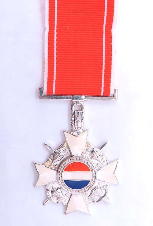 Full size South African Honoris crux - silver - medal