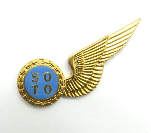 S.A airforce half wing, target tow operator.