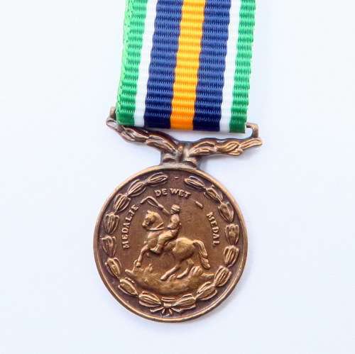 Miniature - De Wet Medal  #15