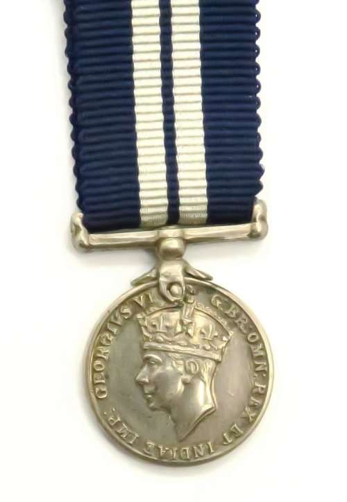 Miniature. Distinguished Service Medal (DSM)