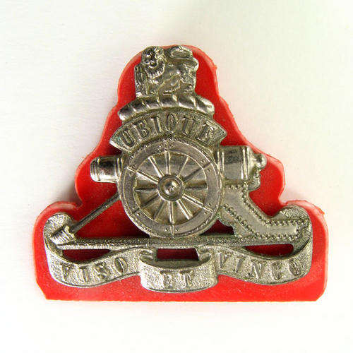 Full Size.  14 Artillery Regiment Cap Badge. "O. 3931"