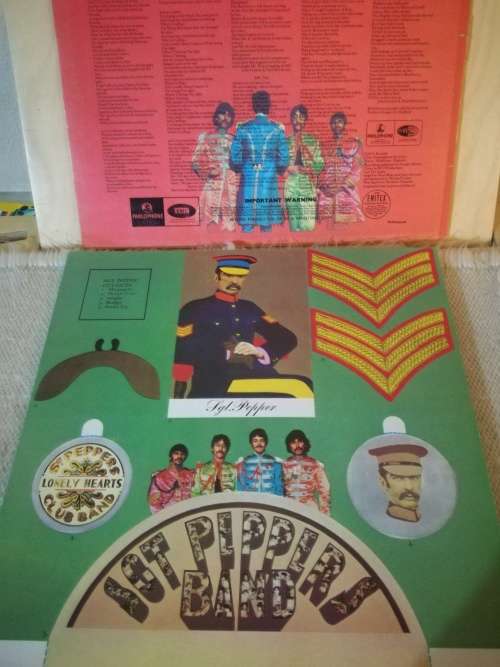 The Beatles  Sgt. Pepper`s Lonely Hearts Club Band -  (Stereo) - (VG/VG+) - Vinyl LP