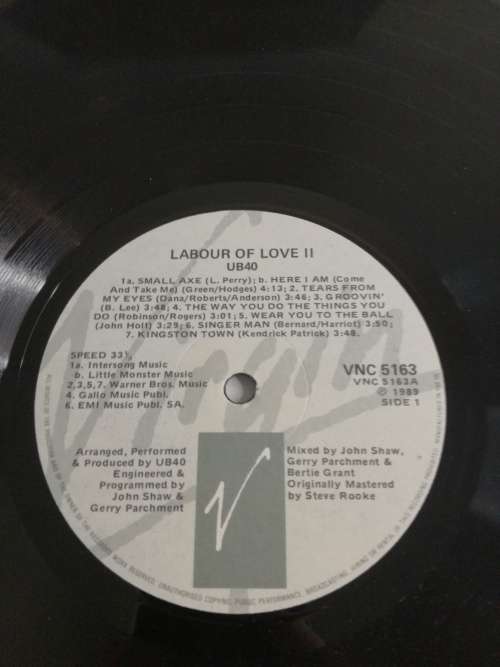 UB40 - Labour of Love II - (VG+/VG+) - Vinyl LP